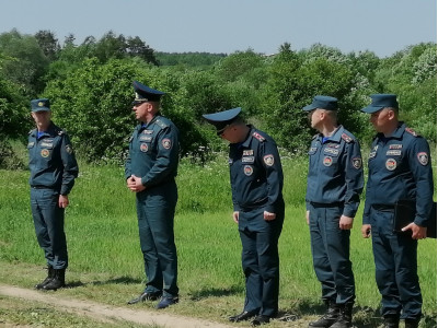 ГОТОВЫ ЛИ НАШИ СПАСАТЕЛИ НАХОДИТЬ И СПАСАТЬ ЛЮДЕЙ В ЛЕСУ И В ЗАВАЛАХ? ГОТОВЫ ЛИ НАШИ СПАСАТЕЛИ НАХОДИТЬ И СПАСАТЬ ЛЮДЕЙ В ЛЕСУ И В ЗАВАЛАХ?